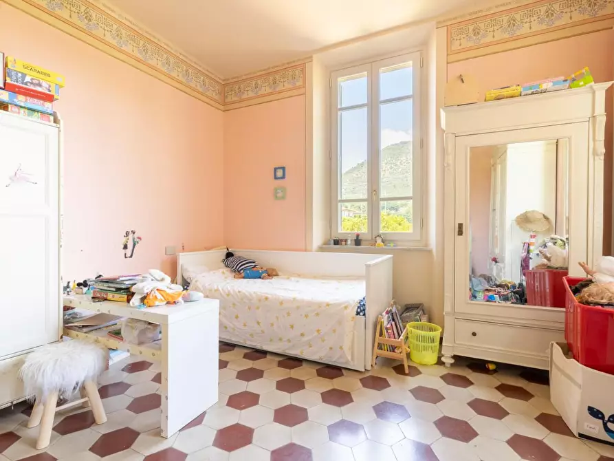 Immagine 34 di Villa in vendita  a Lucca