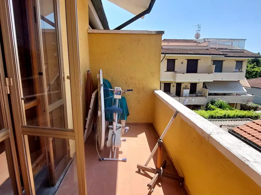 Immagine 15 di Villetta a schiera in vendita  a Viareggio