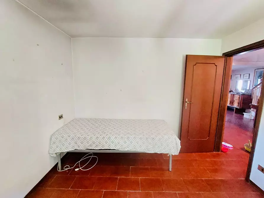 Immagine 29 di Villetta a schiera in vendita  a Viareggio