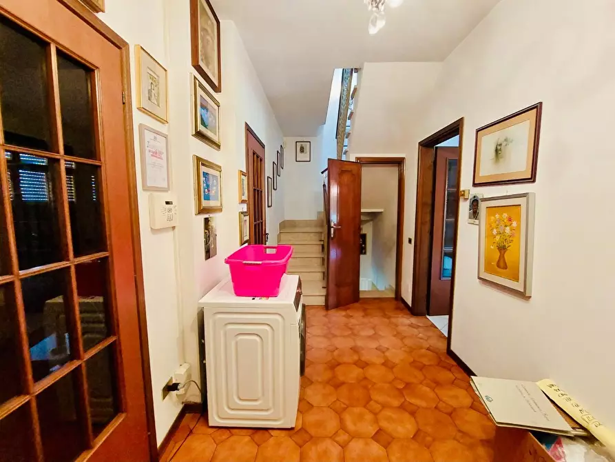 Immagine 8 di Villetta a schiera in vendita  a Viareggio