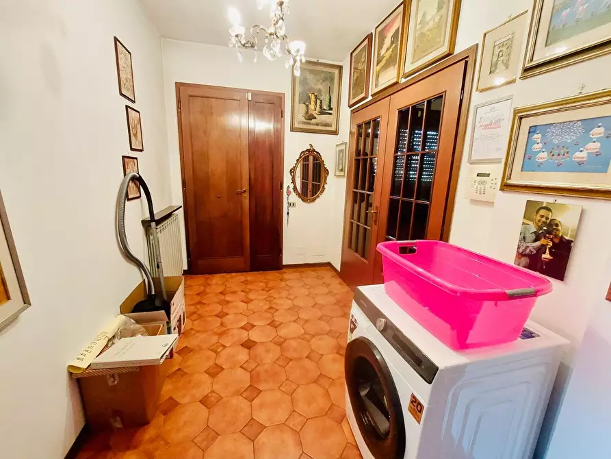 Immagine 7 di Villetta a schiera in vendita  a Viareggio