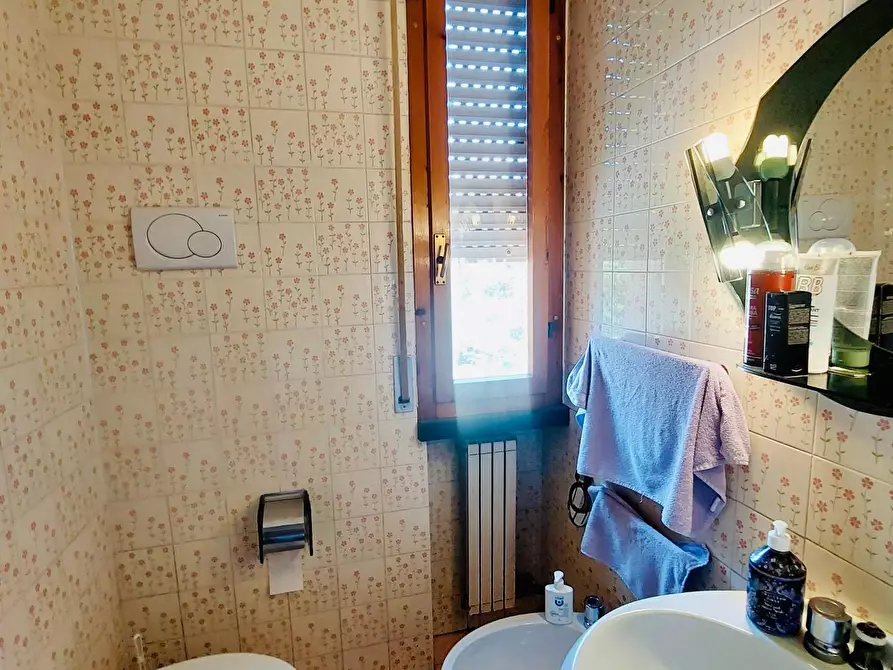 Immagine 19 di Villetta a schiera in vendita  a Viareggio