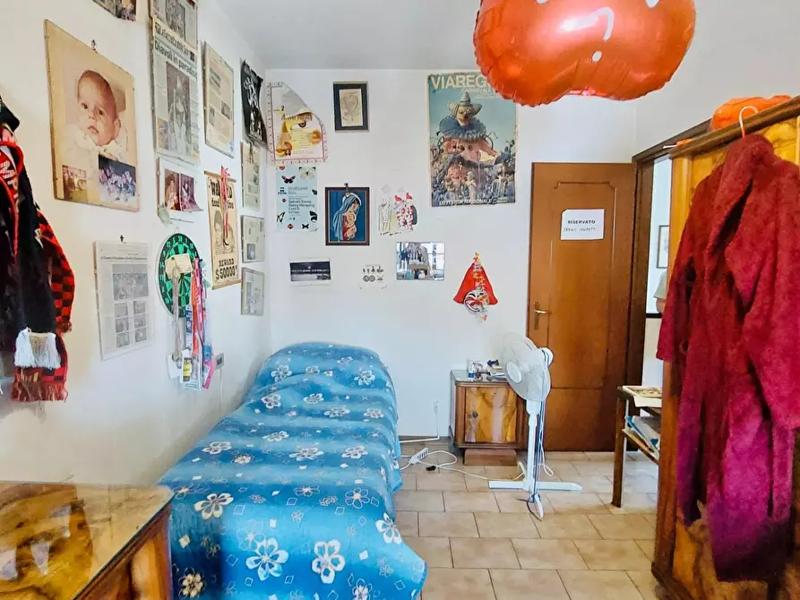 Immagine 21 di Villetta a schiera in vendita  a Viareggio