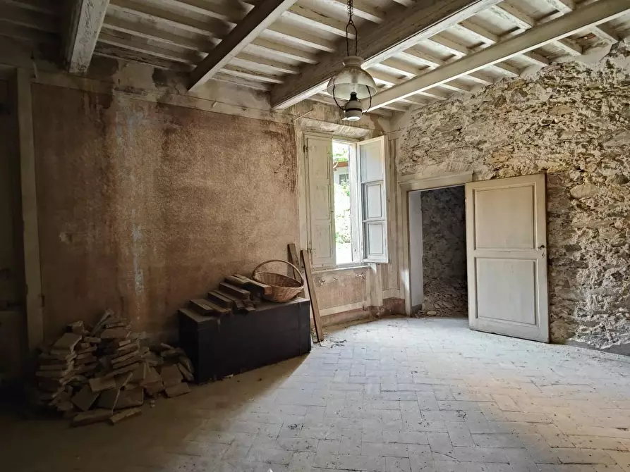 Immagine 42 di Casa colonica in vendita  a Calci