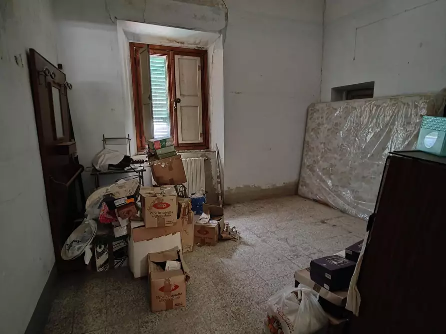 Immagine 20 di Casa colonica in vendita  a Calci