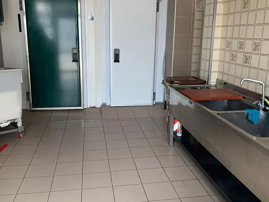 Immagine 5 di Bar / Ristorante in vendita  a Venaria Reale