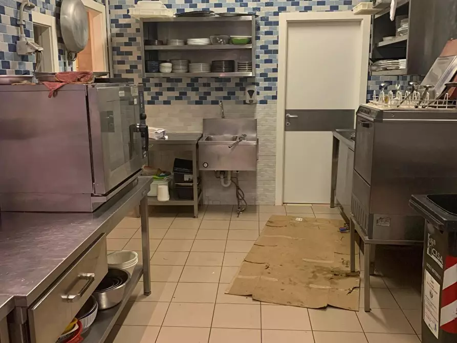 Immagine 3 di Bar / Ristorante in vendita  a Venaria Reale