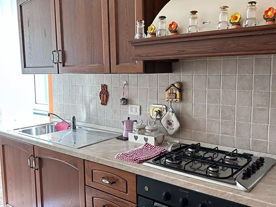 Immagine 14 di Appartamento in vendita  a Aulla