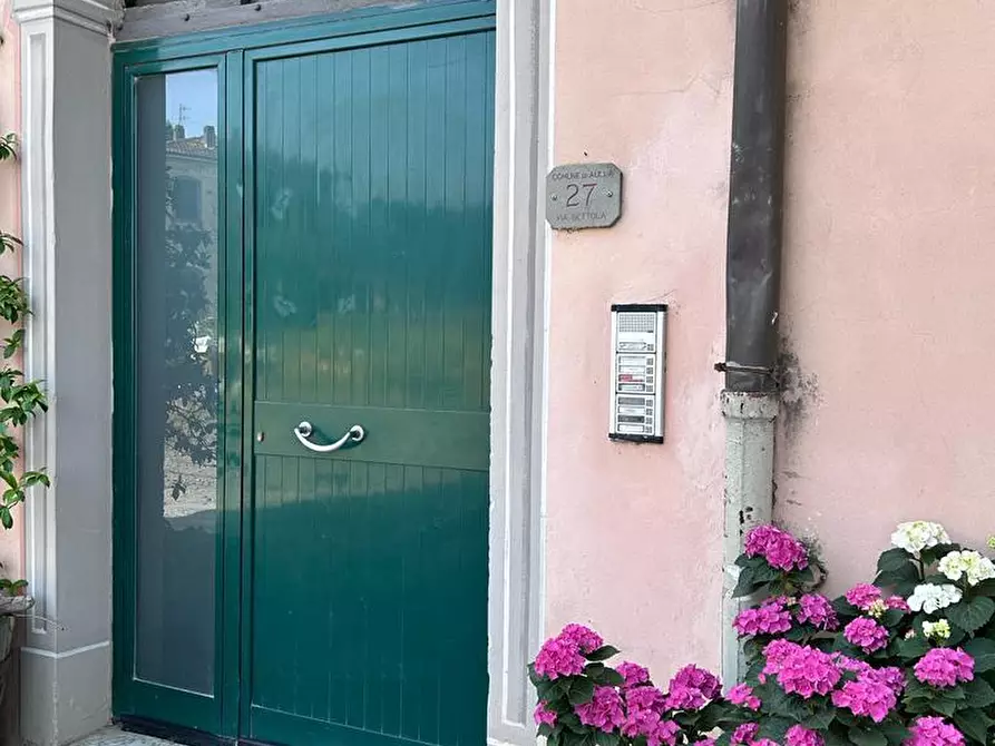 Immagine 5 di Appartamento in vendita  a Aulla