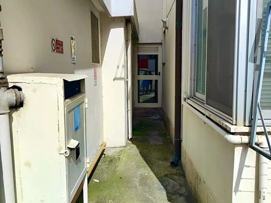 Immagine 13 di Appartamento in vendita  a Pisa