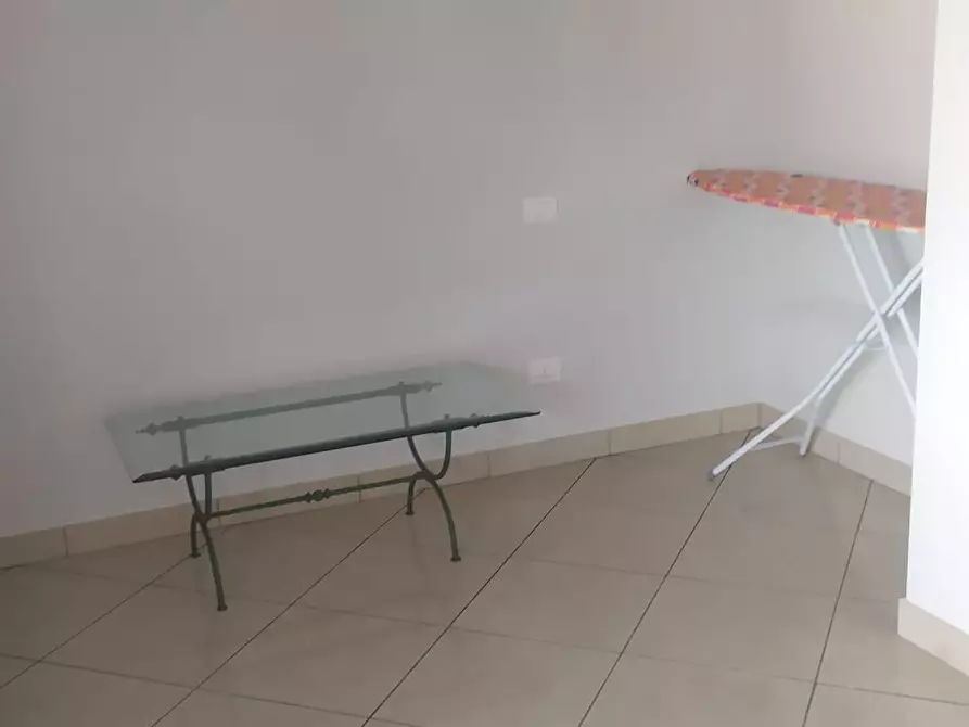 Immagine 7 di Appartamento in vendita  a Capraia E Limite