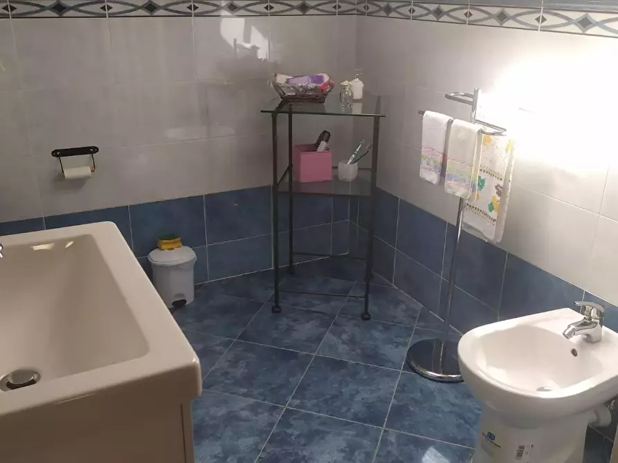 Immagine 10 di Appartamento in vendita  a Capraia E Limite