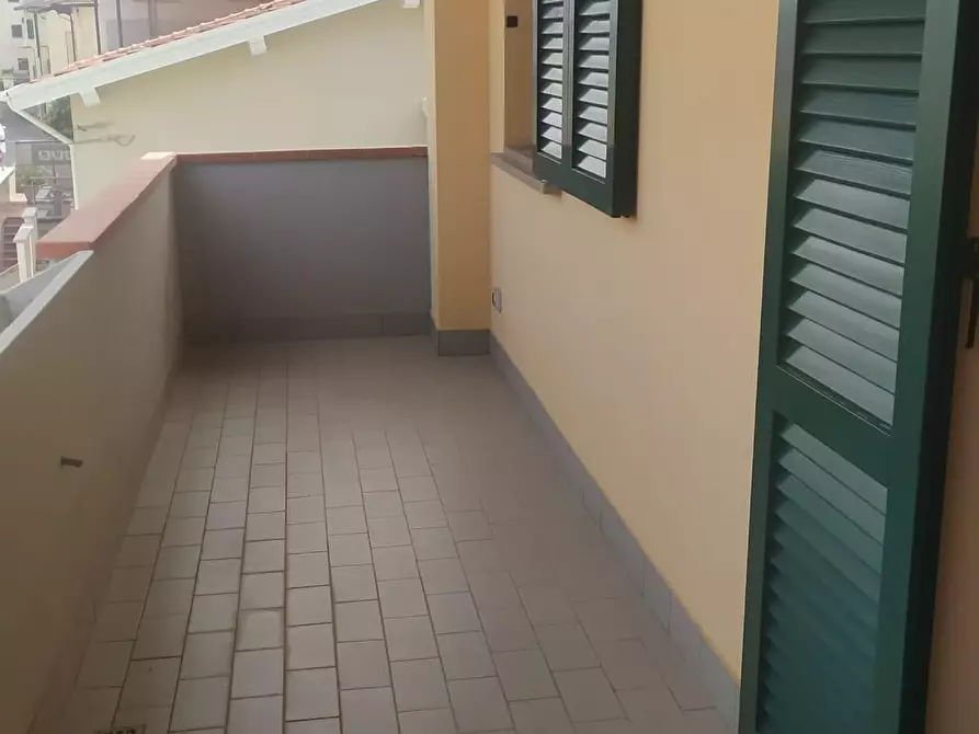 Immagine 8 di Appartamento in vendita  a Capraia E Limite