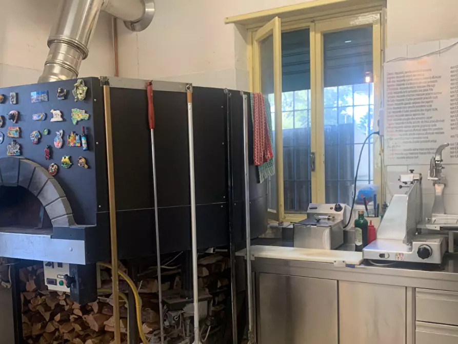 Immagine 9 di Bar / Ristorante in vendita  a Ciriè