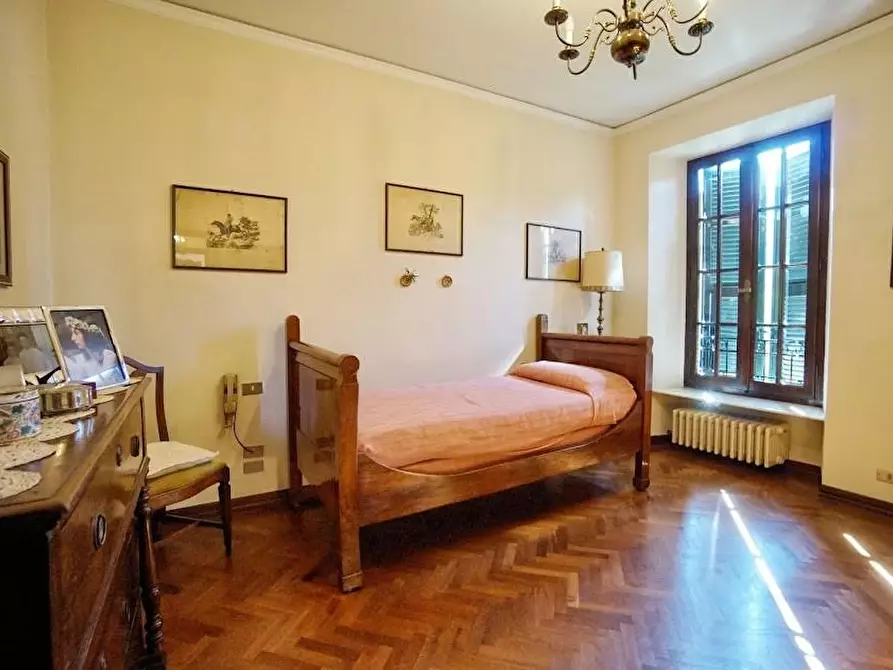 Immagine 16 di Casa indipendente in vendita  a Carrara