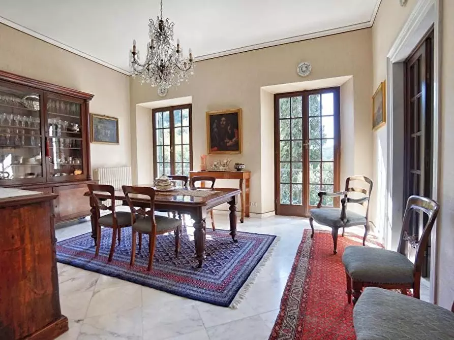 Immagine 8 di Casa indipendente in vendita  a Carrara