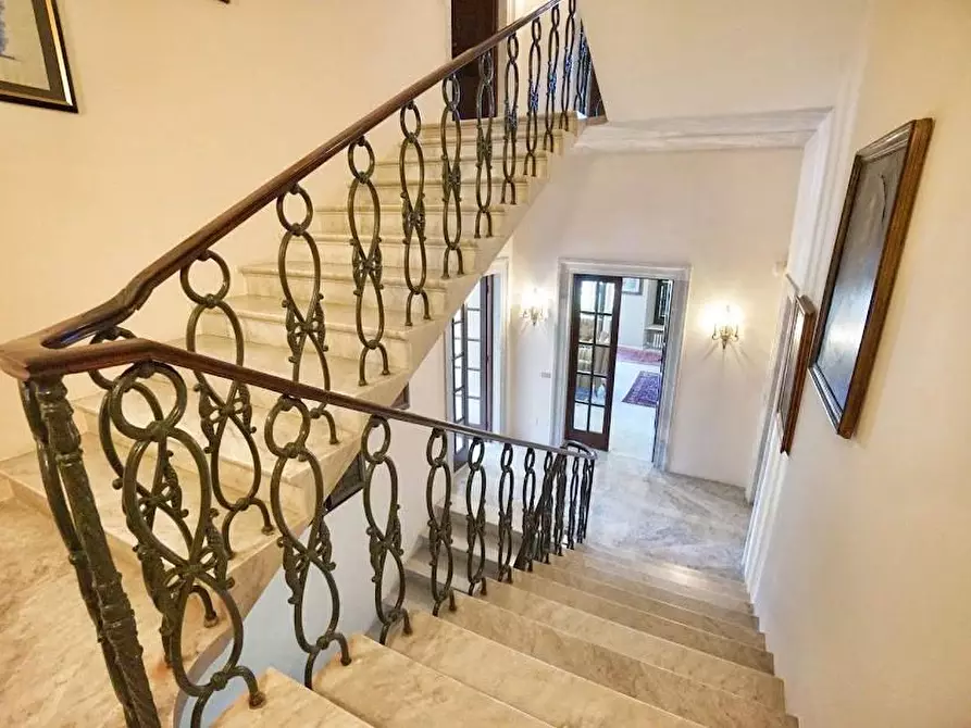 Immagine 20 di Casa indipendente in vendita  a Carrara