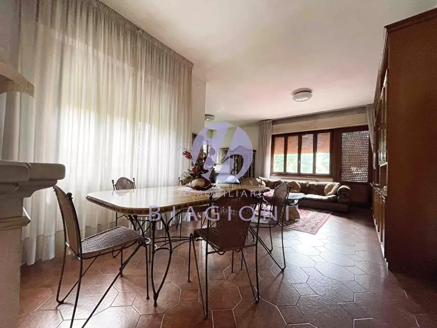 Immagine 16 di Casa indipendente in vendita  a Pietrasanta