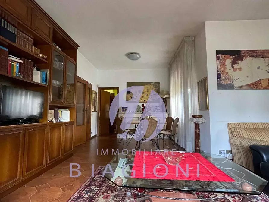 Immagine 18 di Casa indipendente in vendita  a Pietrasanta