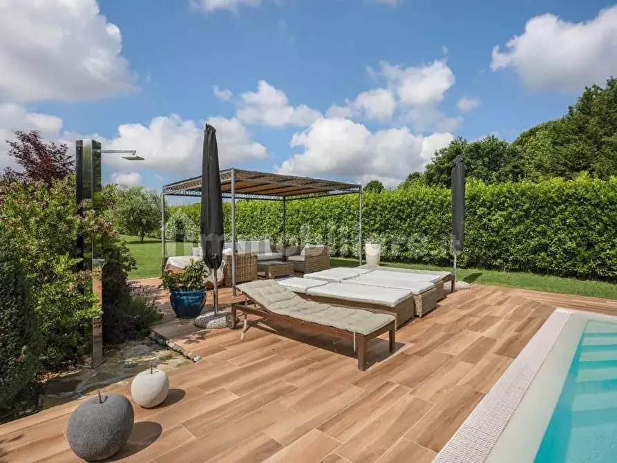 Immagine 5 di Immobile di prestigio in vendita  a San Giuliano Terme