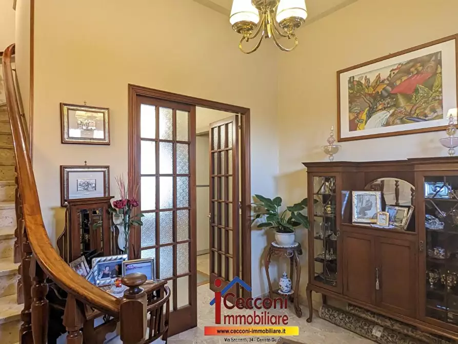 Immagine 1 di Villa in vendita  a Empoli