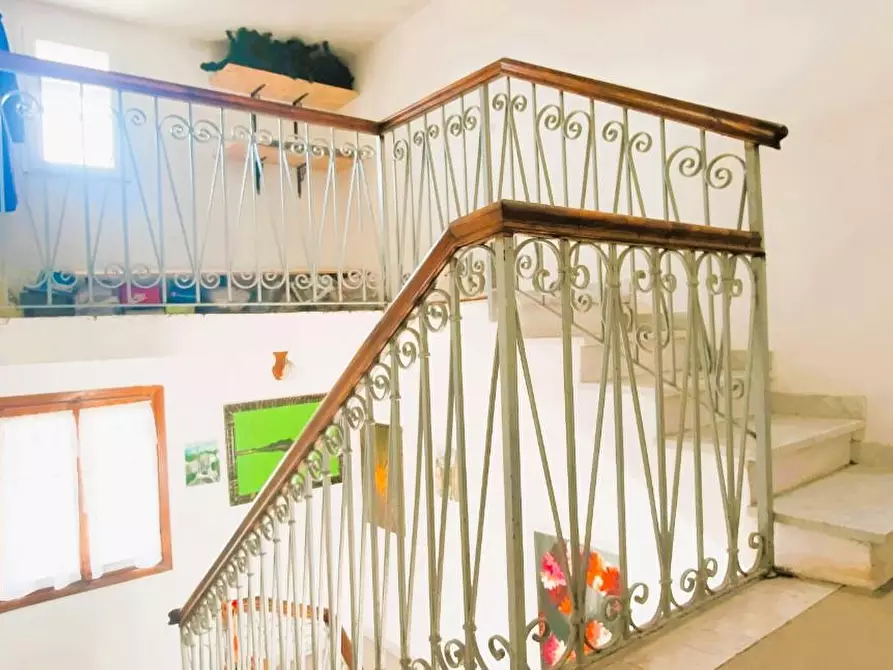 Immagine 7 di Casa semindipendente in vendita  a Massa