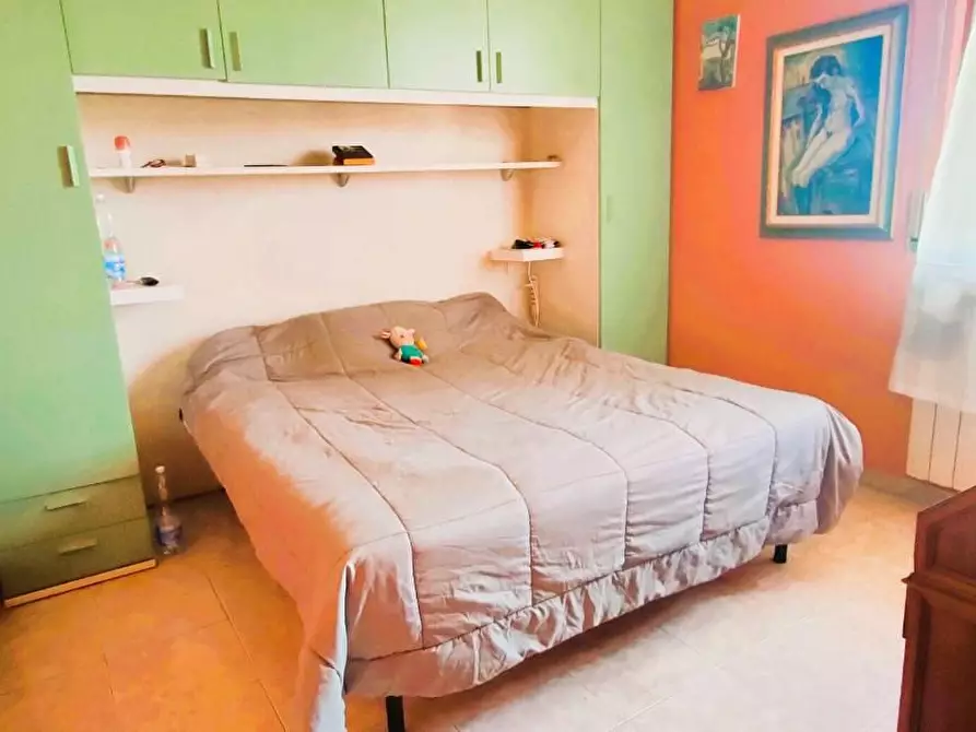 Immagine 10 di Casa semindipendente in vendita  a Massa