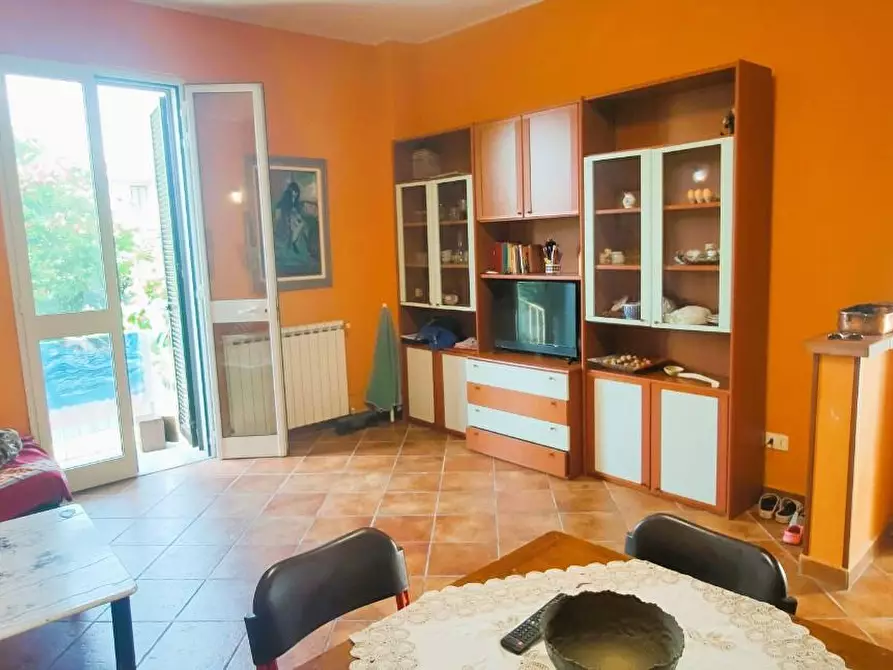 Immagine 20 di Casa semindipendente in vendita  a Massa