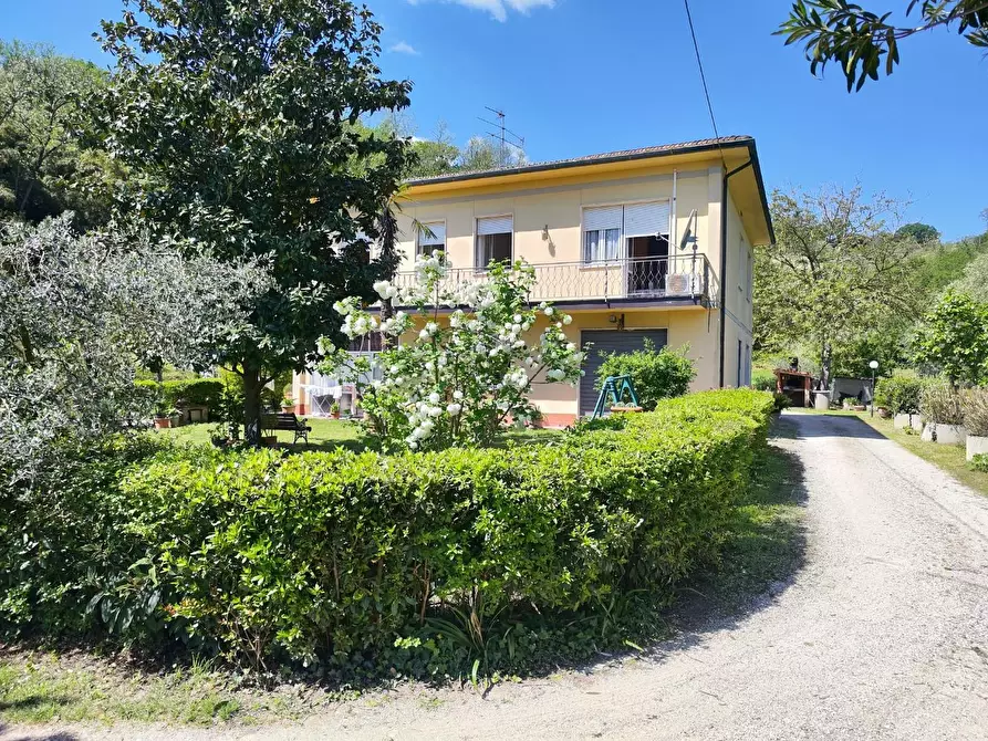 Immagine 1 di Casa indipendente in vendita  a Santa Maria A Monte