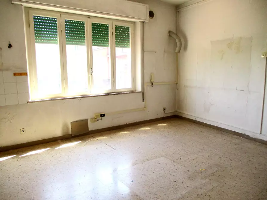 Immagine 2 di Appartamento in vendita  a Pontedera