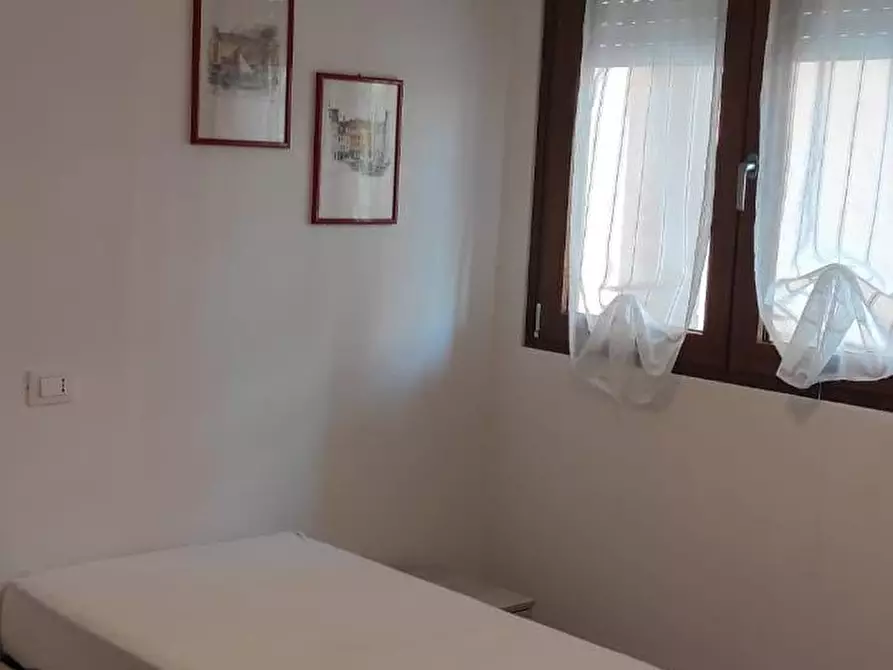 Immagine 9 di Appartamento in vendita  a Follonica