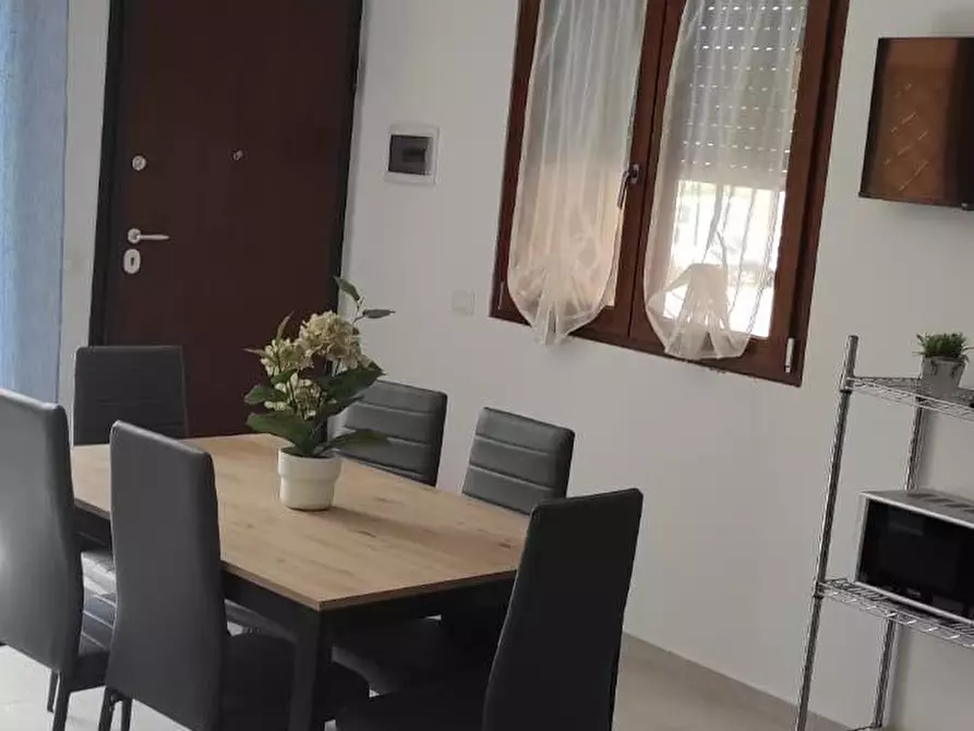 Immagine 2 di Appartamento in vendita  a Follonica