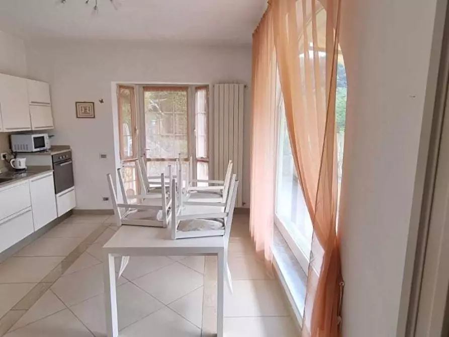 Immagine 4 di Casa indipendente in vendita  a Carrara