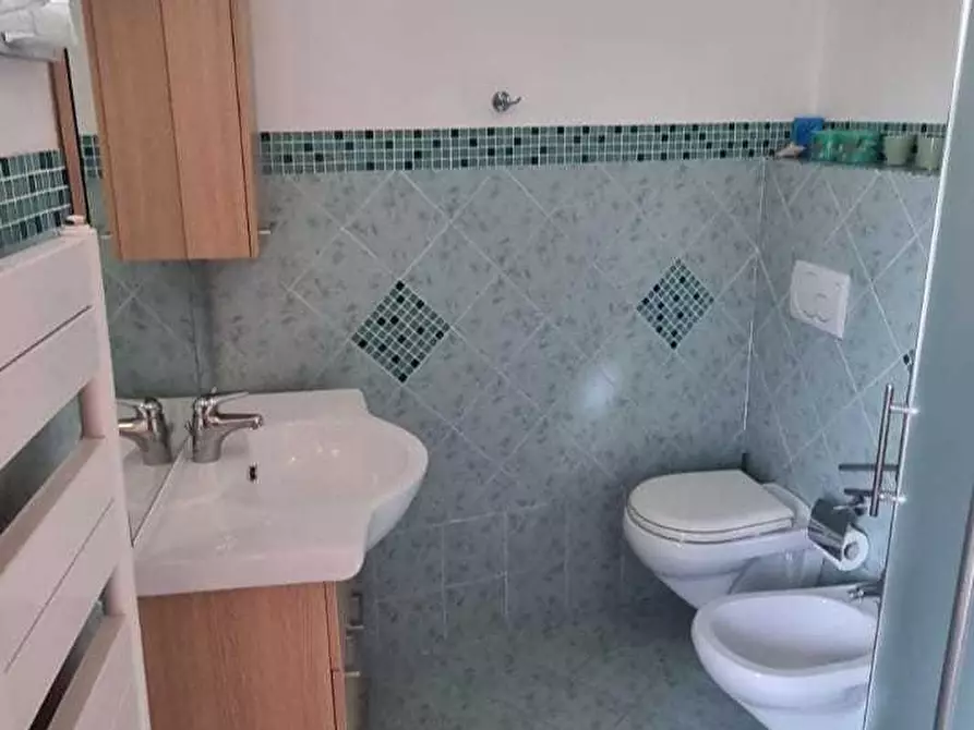 Immagine 26 di Casa indipendente in vendita  a Carrara