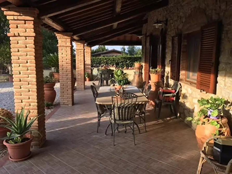 Immagine 2 di Porzione di casa in vendita  a Bibbona