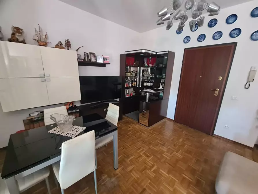 Immagine 3 di Appartamento in vendita  a Livorno