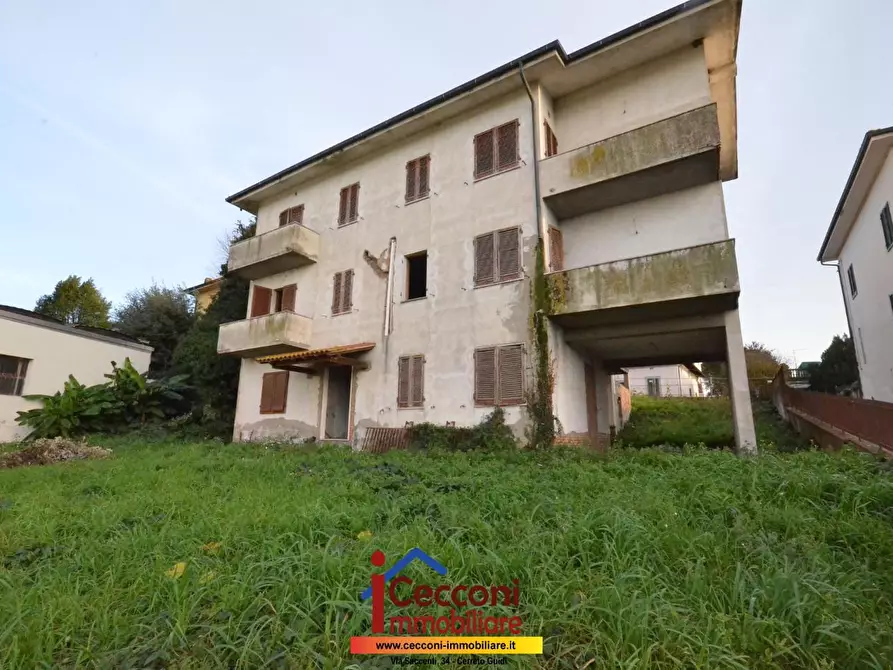Immagine 2 di Villa in vendita  a Cerreto Guidi