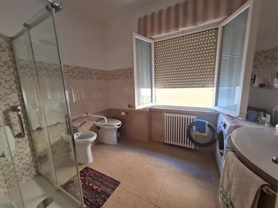 Immagine 12 di Appartamento in vendita  a Campiglia Marittima