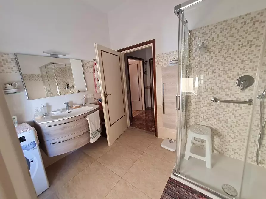 Immagine 14 di Appartamento in vendita  a Campiglia Marittima