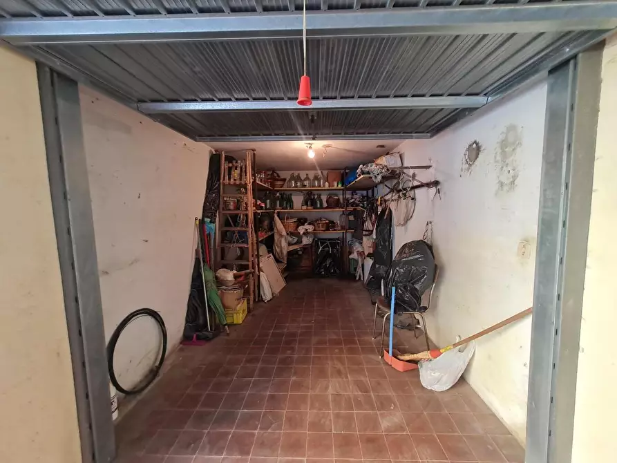 Immagine 15 di Appartamento in vendita  a Campiglia Marittima