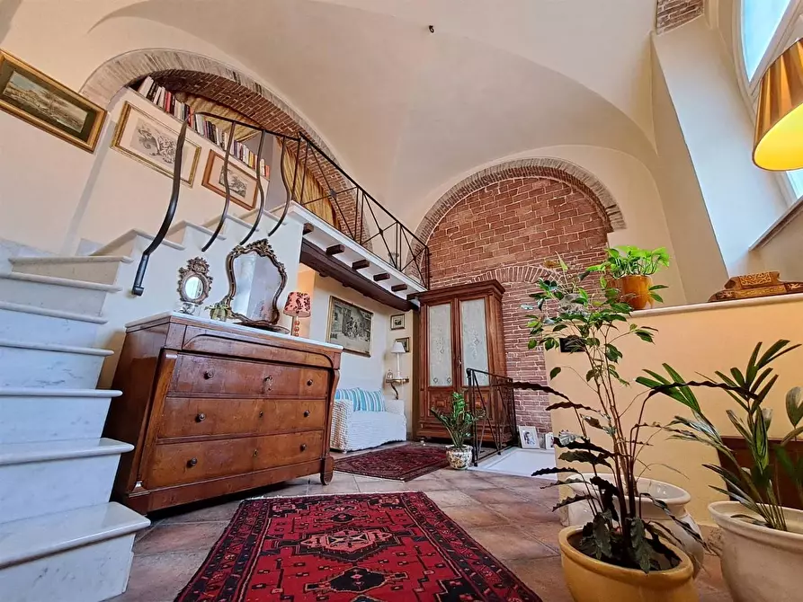 Immagine 4 di Appartamento in vendita  a Carrara