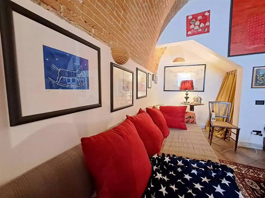 Immagine 20 di Appartamento in vendita  a Carrara