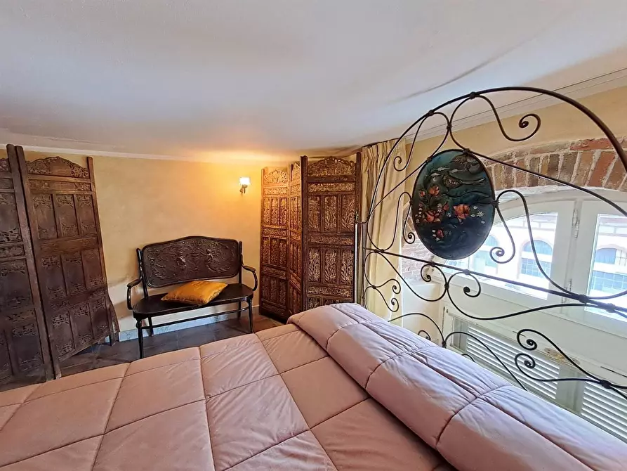 Immagine 26 di Appartamento in vendita  a Carrara