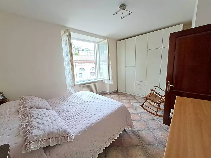 Immagine 10 di Appartamento in vendita  a Carrara