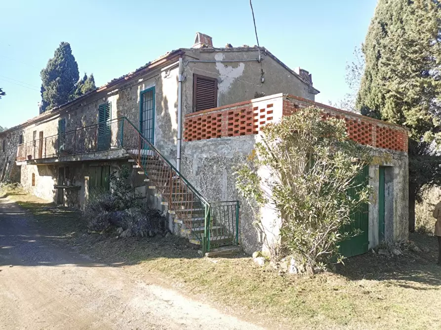 Immagine 1 di Porzione di casa in vendita  a Lajatico