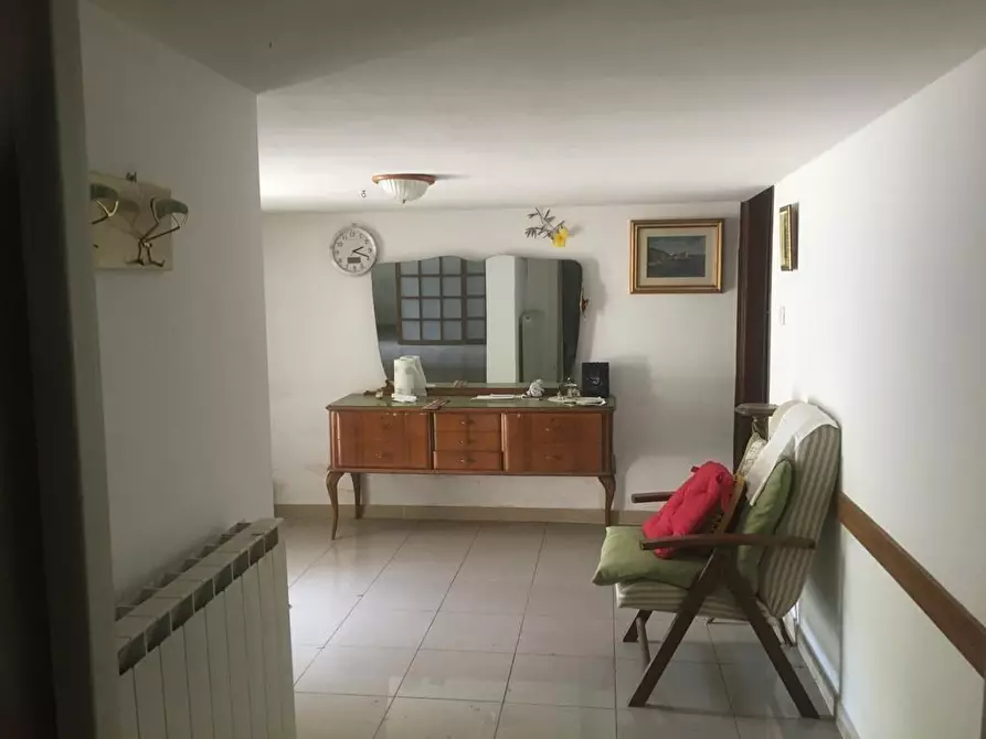 Immagine 12 di Villa in vendita  a Cascina