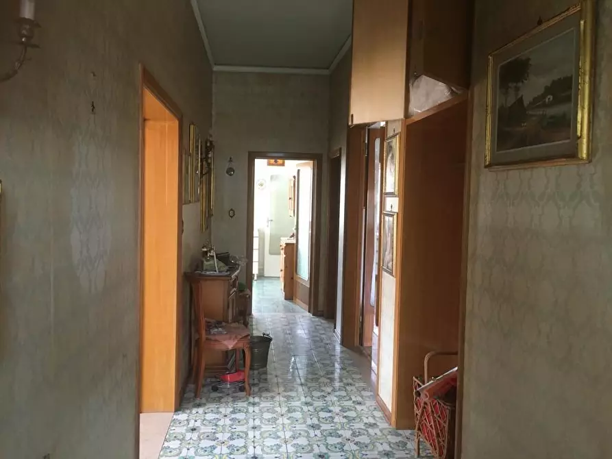 Immagine 3 di Villa in vendita  a Cascina