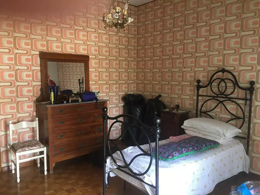 Immagine 9 di Villa in vendita  a Cascina