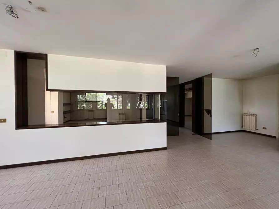 Immagine 5 di Ufficio in vendita  a Vinci