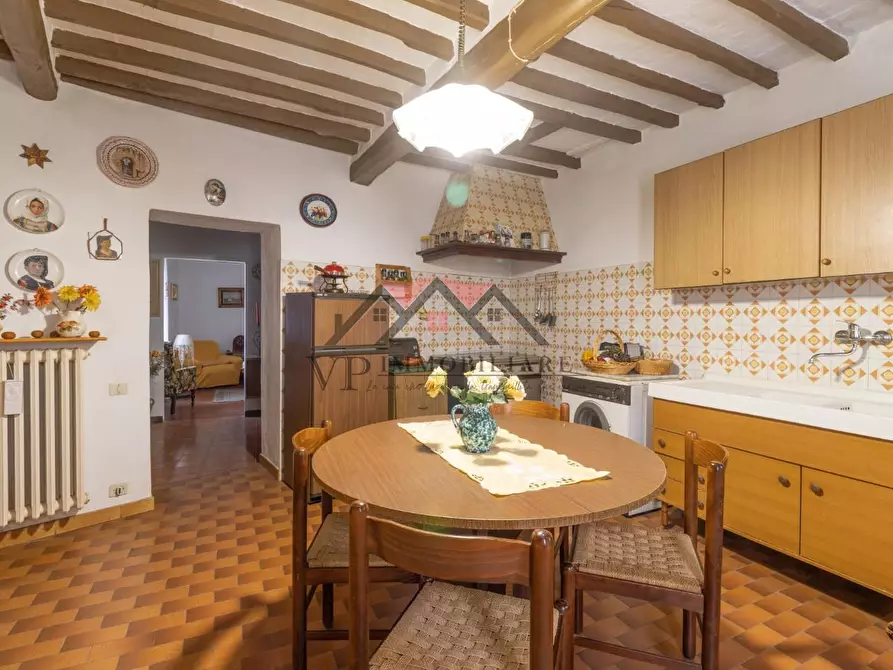 Immagine 6 di Appartamento in vendita  a Pomarance